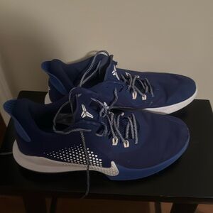 Nike Kobe Bryant Mamba Fury team “Hyper Royal” size 13